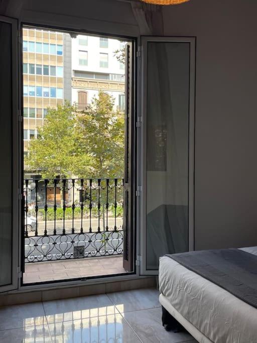 Apartmán Paseo De Gracia Gran Via De Les Corts Catalanes Barcelona Exteriér fotografie
